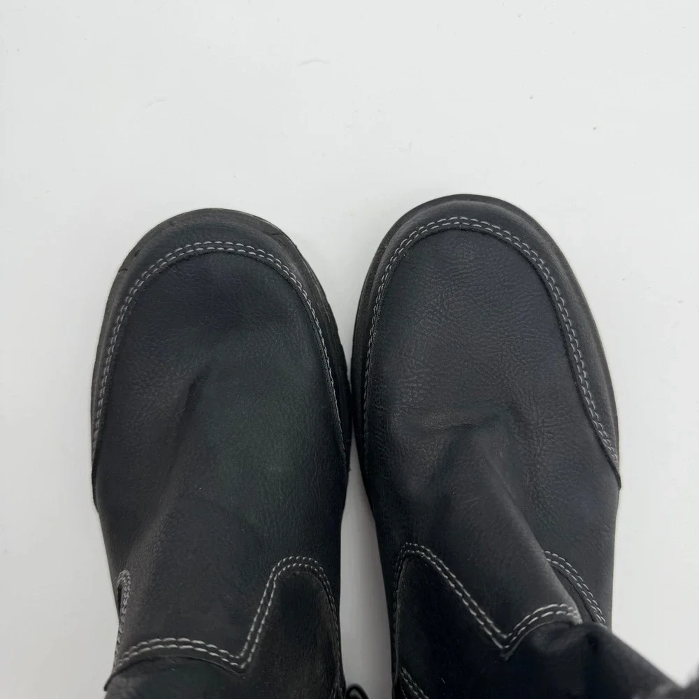 Khombu Womens Black Faux Fur Trim Winter Ankle Boots Size 7 3081